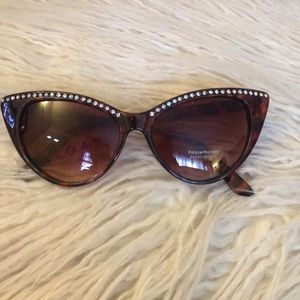 New - Brown Rhinestone sunglasses